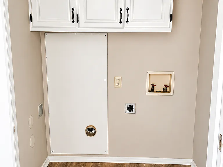 801 Jetty Ct — Photo 10