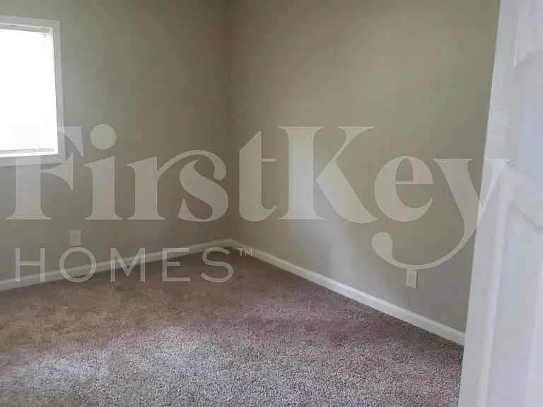 6741 Fallawater Cir — Photo 7