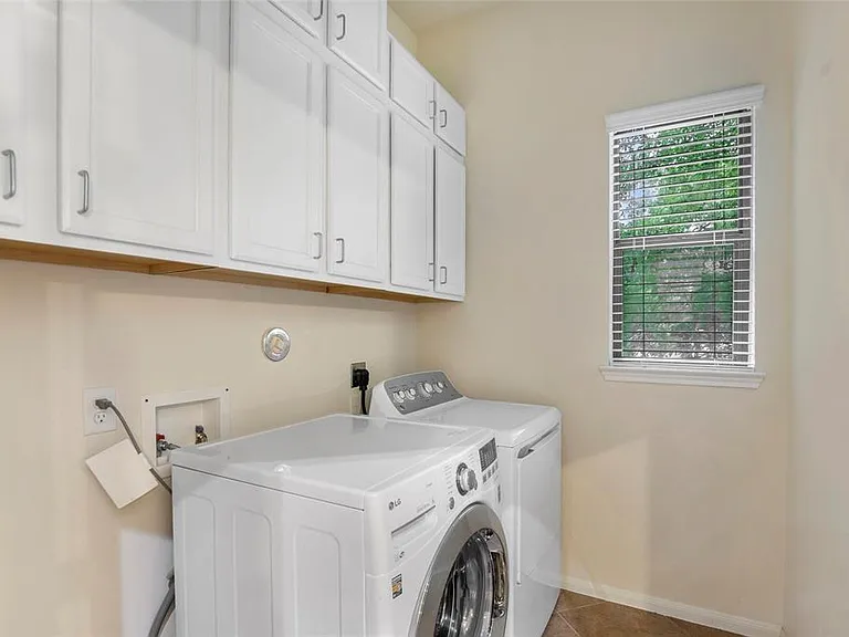 17906 Arapaho Hill Ln — Photo 12