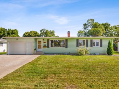430 Maple Ln, Moorhead, MN, 56560