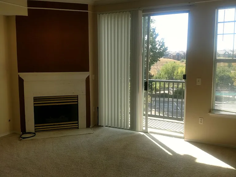 1882 Mallard Dr — Photo 4