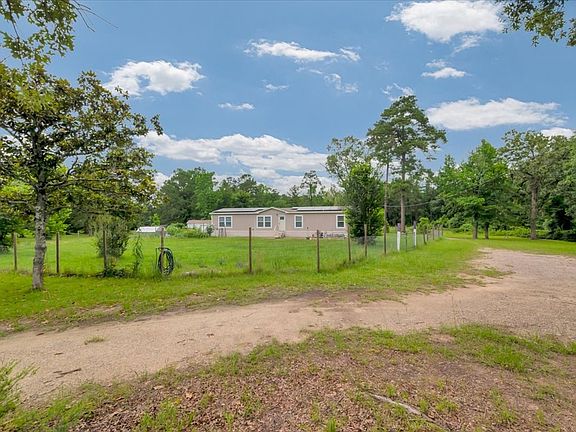 2nd image of 839 Campus Dr