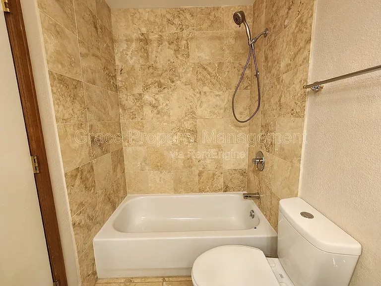 11725 Chase Ct — Photo 14