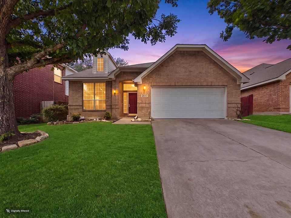 1st image of 2117 Clubside Dr