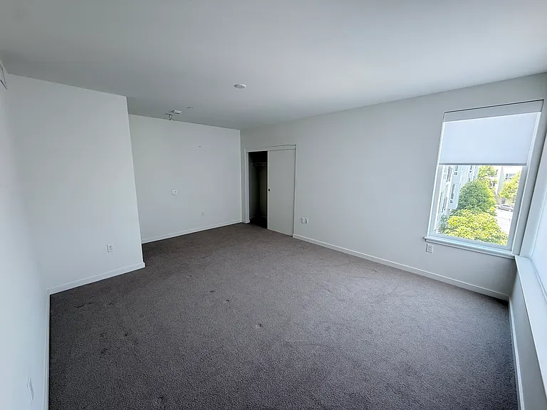 52 Innes Ct #302 — Photo 18