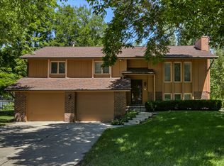 15912 Frances Cir, Omaha, NE 68130