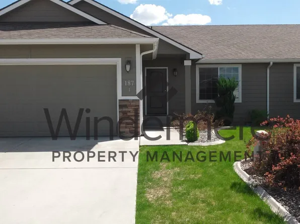 187 NW Maria St #1, College Place, WA 99324