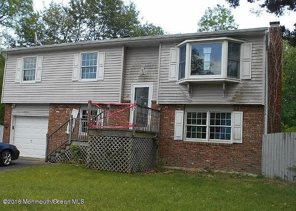1st image of 206 Mill Creek Dr
