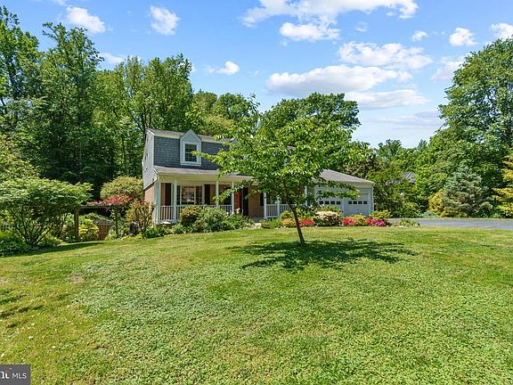 3rd image of 10837 Greene Dr