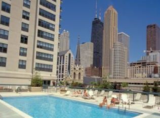1 W Huron St, Chicago, IL 60654