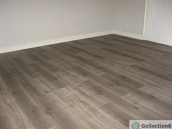 4th image of 11625 NW 35th Ct #11625