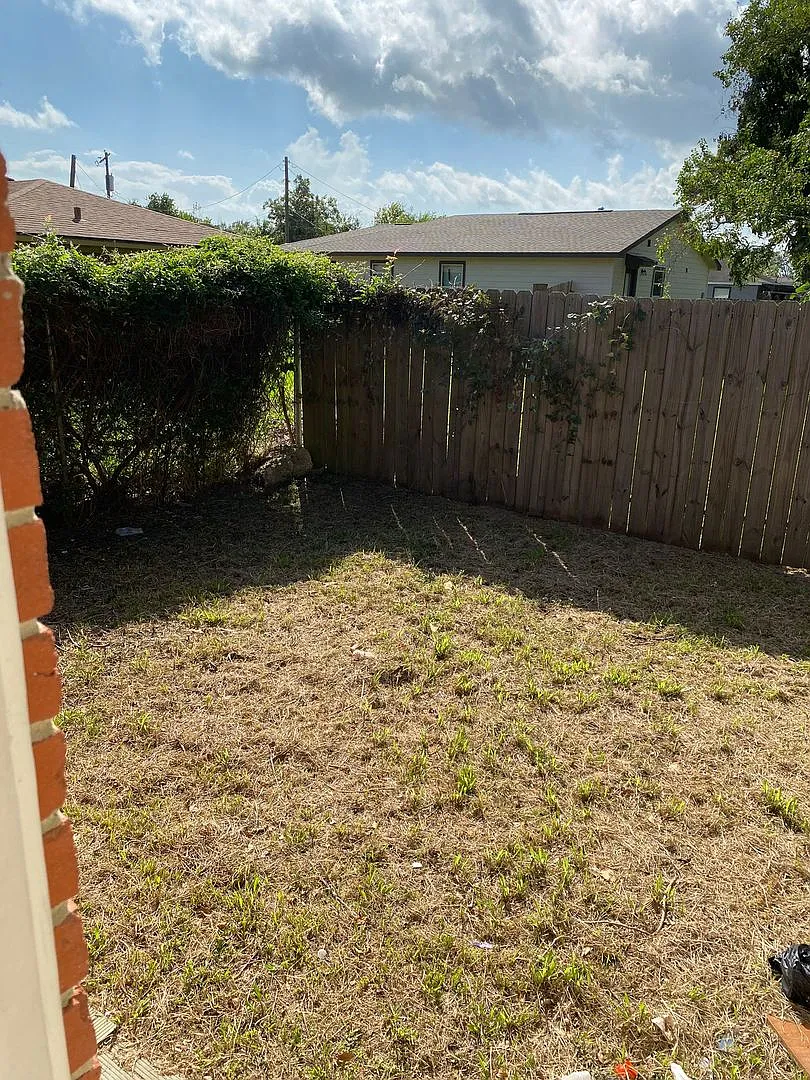306 Lake Rd — Photo 4