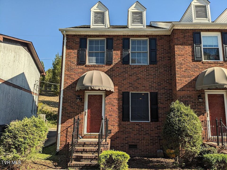 1st image of 461 Eastley Ct APT 1