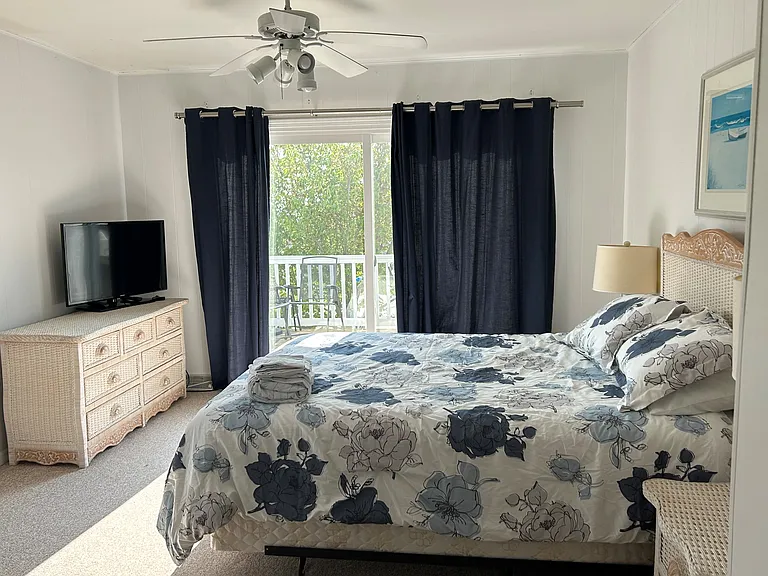 19142 N Shore Dr — Photo 6