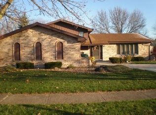 11828 Oregon Trl, Orland Park, IL 60467
