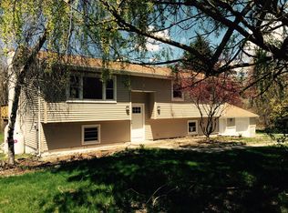 19 Larissa Ln, Wappingers Falls, NY 12590
