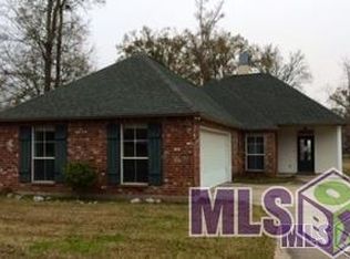 39506 Tommy Moore Rd, Gonzales, LA 70737