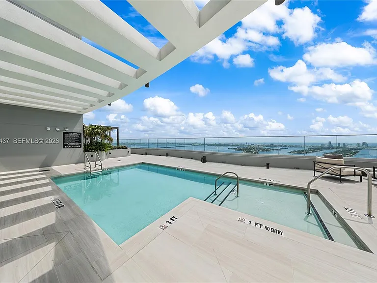 1400 Biscayne Blvd #3405 — Photo 30