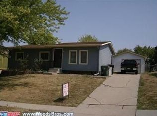 2124 NW 49th St, Lincoln, NE 68528