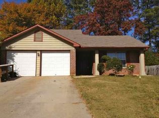 1942 Corners Cir, Lithonia, GA 30058