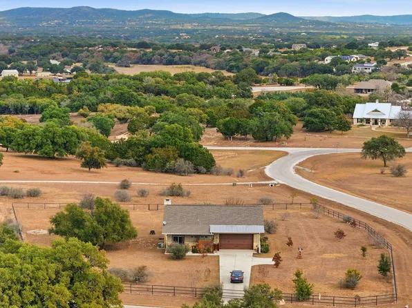 116 Martingale Trl., Bandera, TX 78003