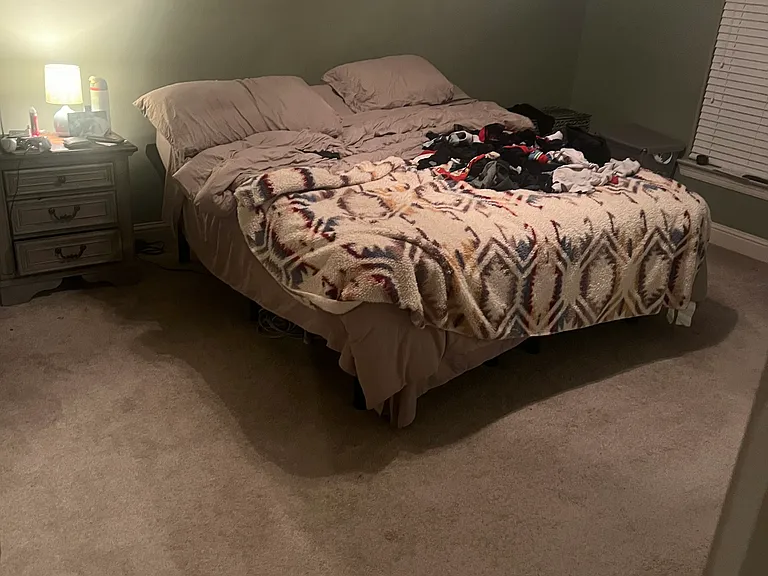 27400 Deborah Dr — Photo 2