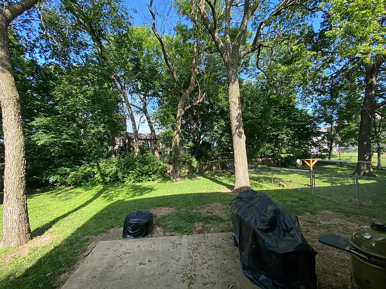 8343 Farley St — Photo 14