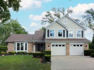 1611 Ainsley Ln, Lombard, IL