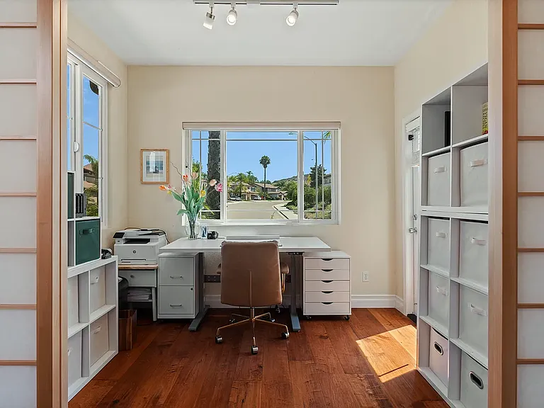 16375 Alipaz Ct — Photo 13