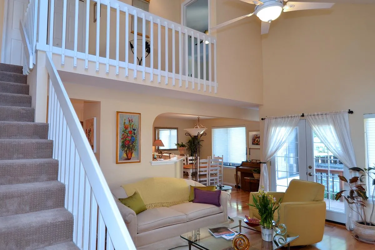 4080 Crystal Court — Photo 4