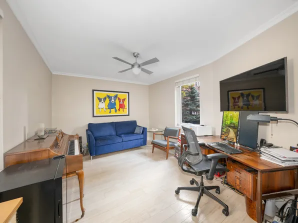 314 East 41st Street image 5 of 12