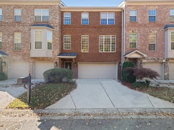 5579 Julian Pl, Sandy Springs, GA 30342