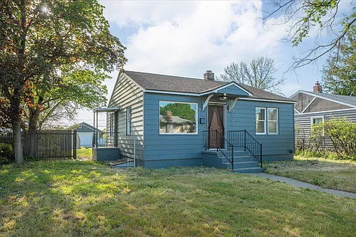 3923 N Walnut St Photo 1