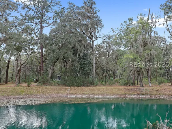 175 Bull Point Dr, Seabrook, SC 29940