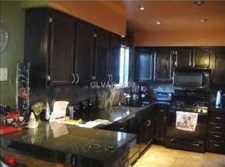 8120 Cimarron Ridge Dr, Las Vegas, NV 89128