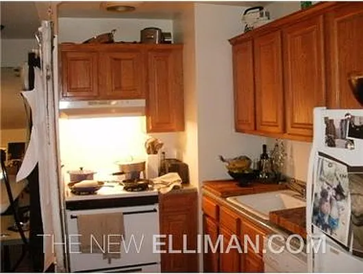 Rented by Douglas Elliman | media 15