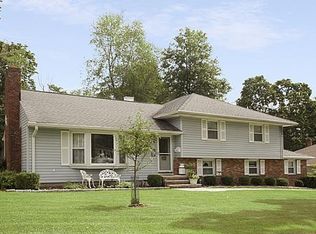 210 Brooklake Rd, Florham Park, NJ 07932