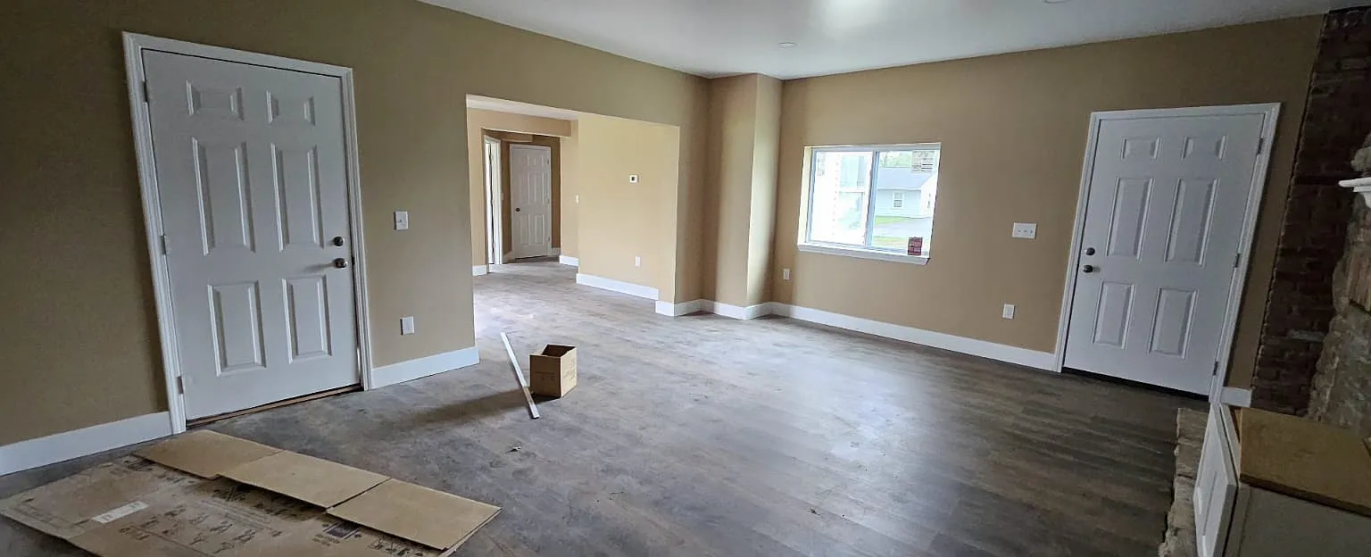 5 bed, 2028 sqft, $2,650 — Photo 3