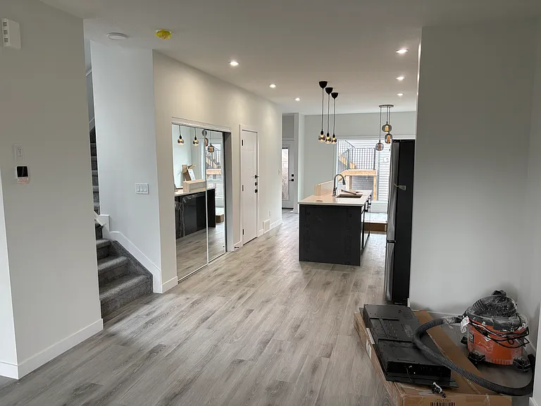 12115 93rd St NW — Photo 6