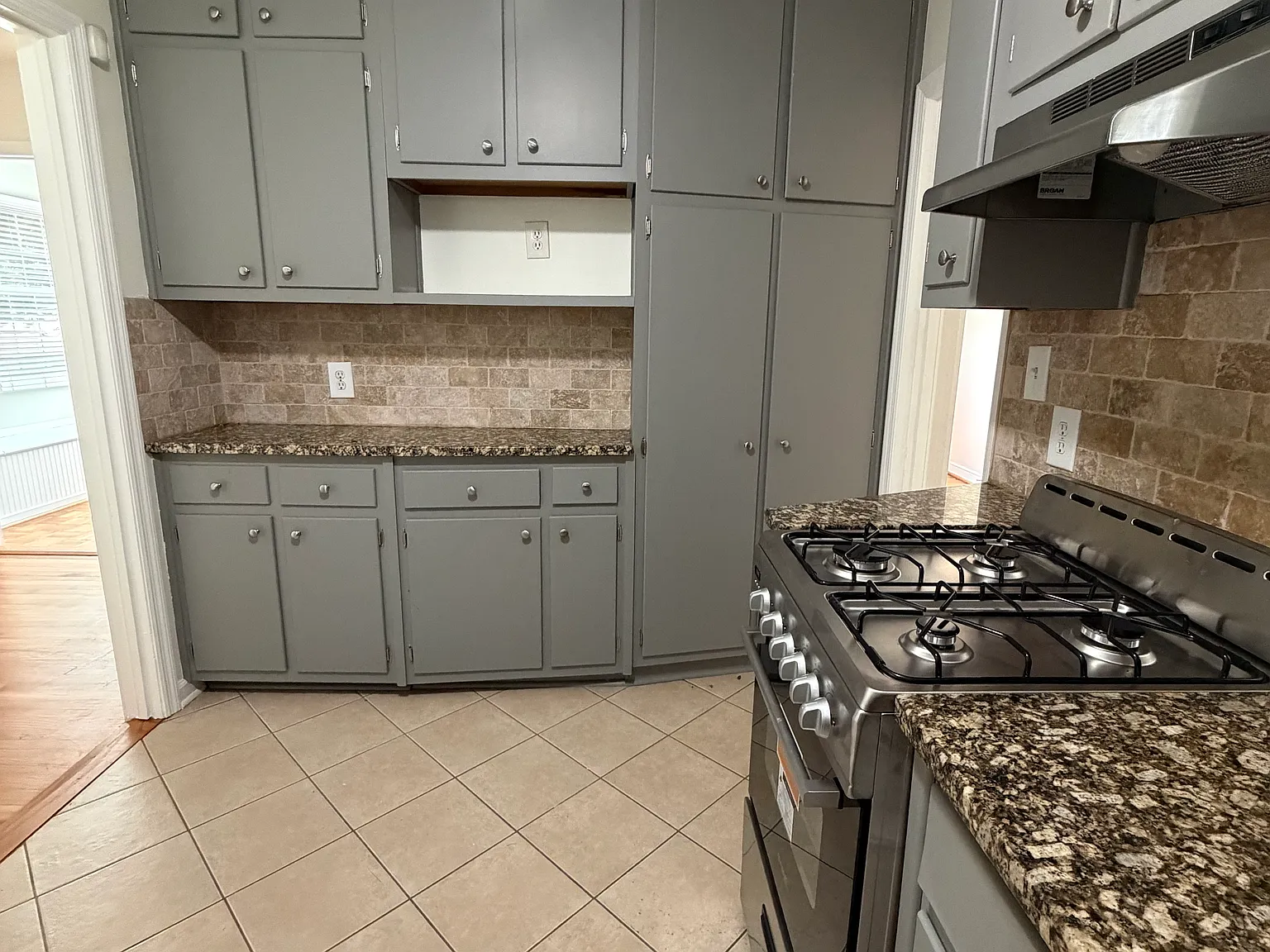 383 Deering Road NW — Photo 3