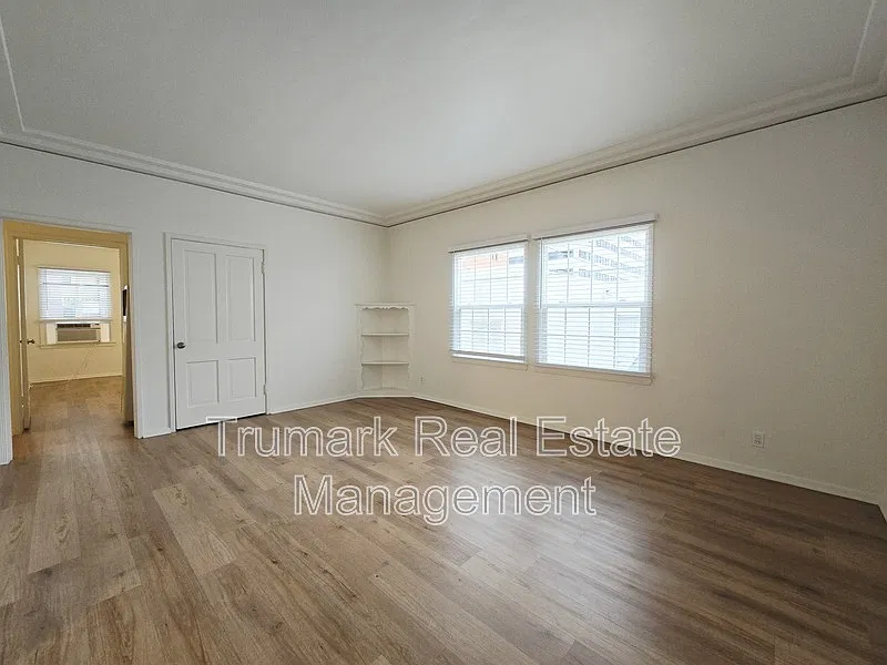 1 bed, 1.0 bath, $2,495 — Photo 3