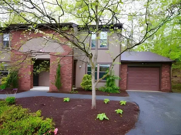 26 Pheasant Run Unit B, Smithfield, RI 02917