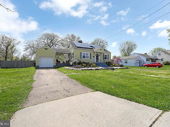 4th image of 332 S Fellowship Rd