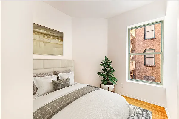 Rented by REAL New York | media 3