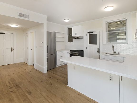 2nd image of 3525 17th St APT 2