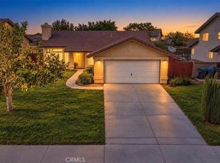 2113 Lightcap St, Lancaster, CA 93535