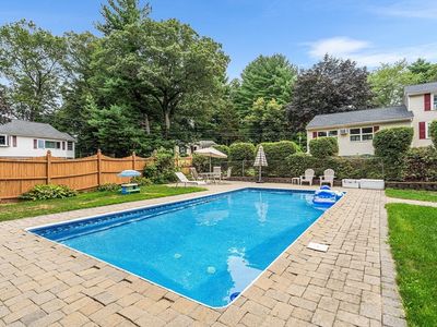 25 Tanglewood Ave, Tewksbury, MA, 01876