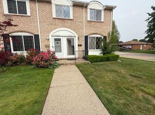 15141 El Dorado Ter, Warren, MI