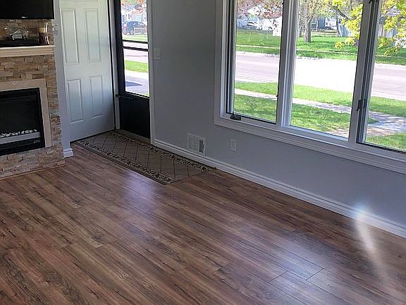 3rd image of 1101 Kingsley Dr