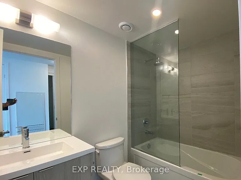 138 Downes St #2815 — Photo 6